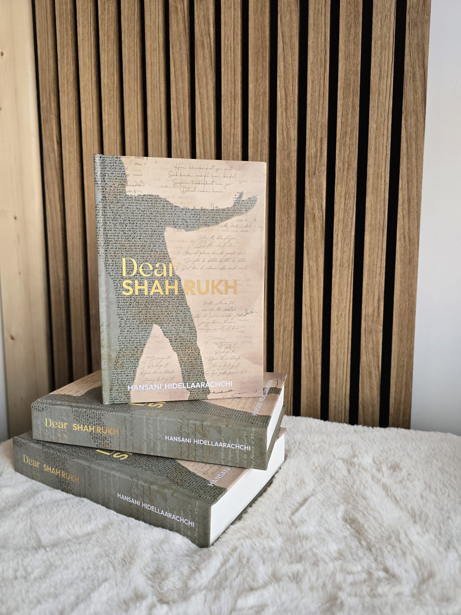 Dear Shah Rukh Khan — hardcover memoir by Hansani Hidellaarachchi